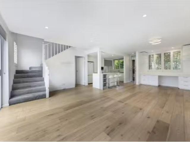 Condo for rent in Sydney, New South Wales