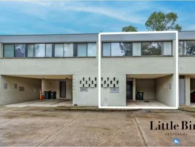 Condo for rent in Woden, Australian Capital Territory