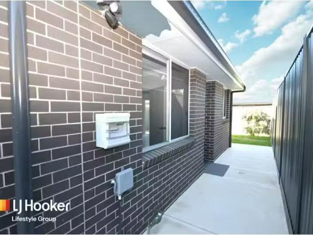 House for rent in Oran Park, Sydney