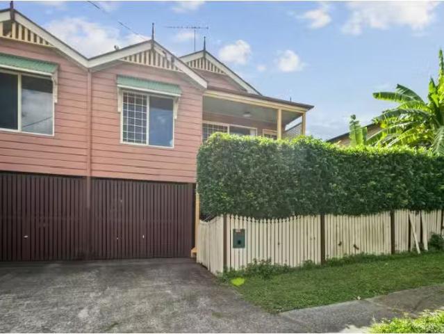 Condo for rent in Toombul, Queensland