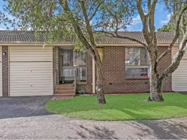 Condo for rent in Sydney, New South Wales