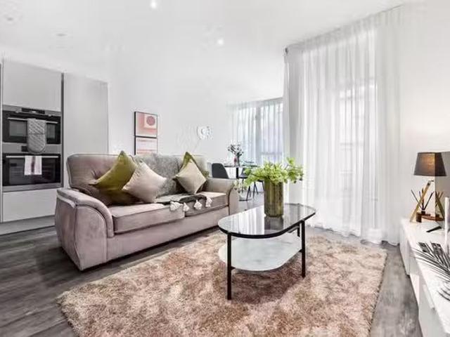 Apartment for rent in Stamford Hill, Greater London