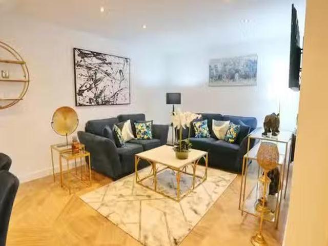 Apartment for rent in City Centre, Salford