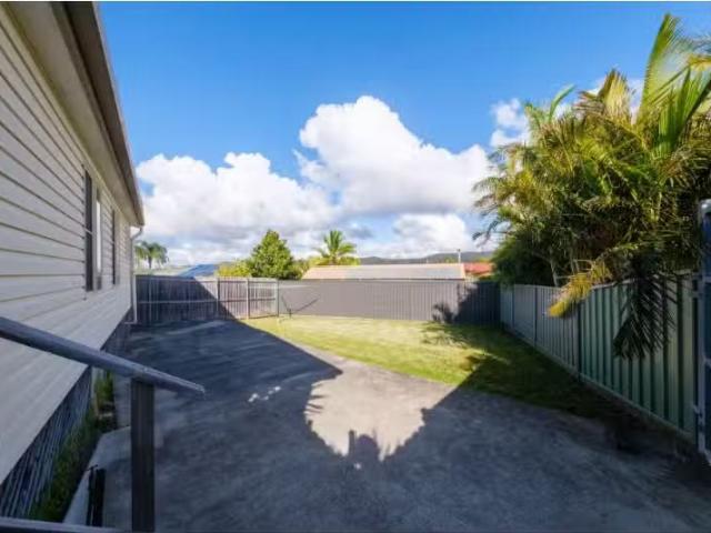 House for rent in Forresters Beach, New South Wales