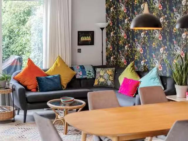Apartment for rent in Pachesham Park, Surrey