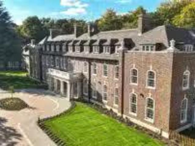 Apartment for rent in Mindenhurst, Heol-las