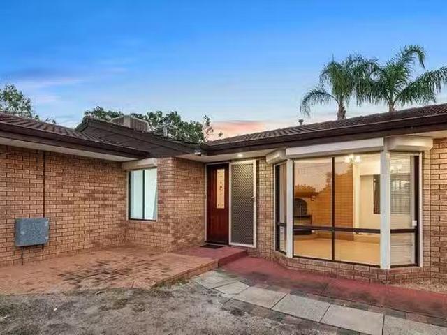 House for rent in Seville Grove, Western Australia