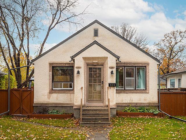 House for sale in East St. Paul, Manitoba