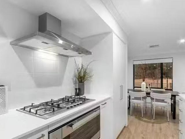 House for rent in Cockburn Central, Western Australia