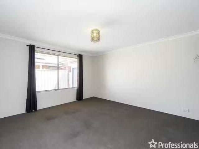House for rent in High Wycombe, Western Australia