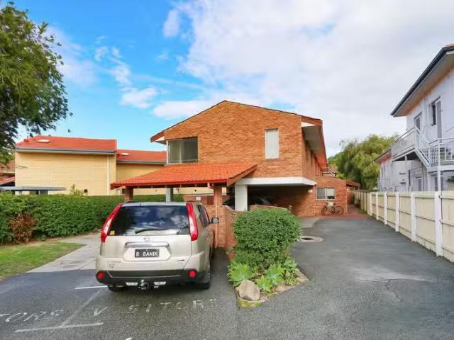 House for rent in Cockburn, Western Australia