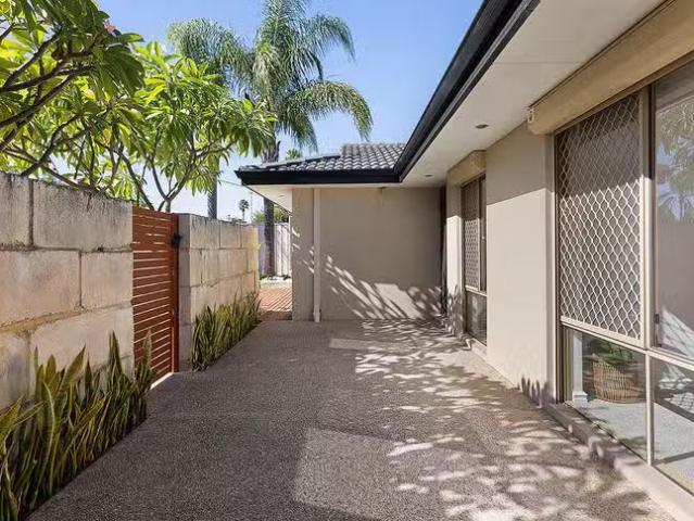 House for rent in Hocking, Western Australia