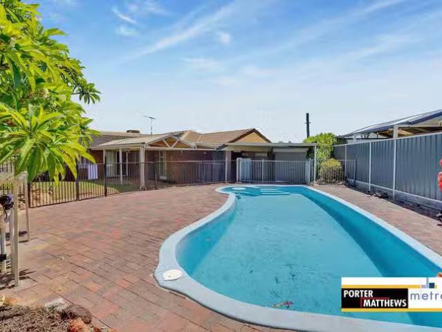 House for rent in Forrestfield, Western Australia
