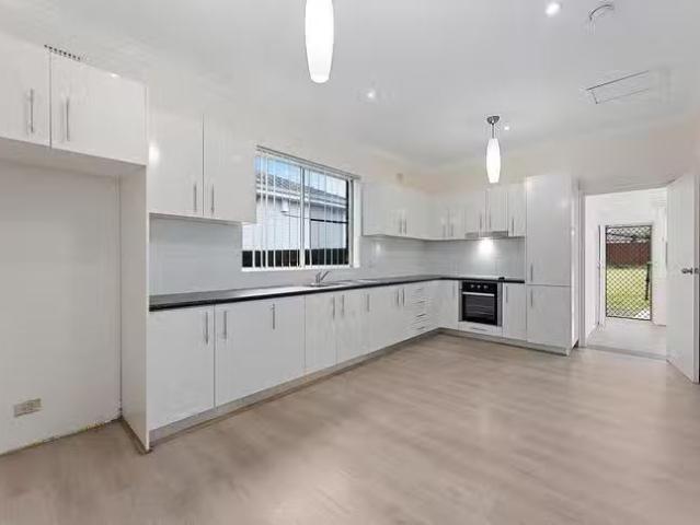 House for rent in Newhaven, Victoria