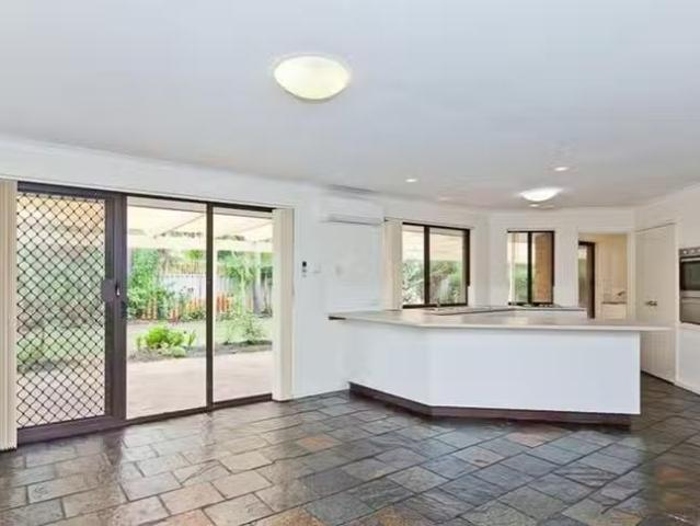 House for rent in Ballajura, Western Australia