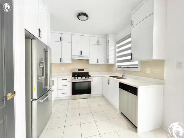 Condo for rent in York, Ontario
