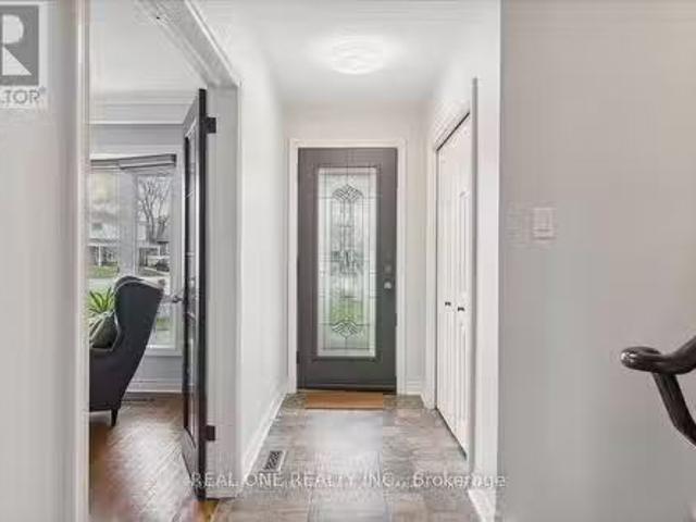 House for rent in Burlington, Ontario