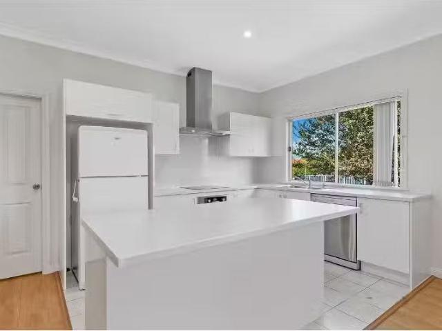 House for rent in Oxley Park, New South Wales