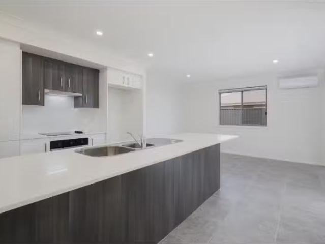 Condo for rent in Ambergate, New South Wales