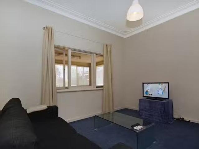 House for rent in Cloverdale, Western Australia