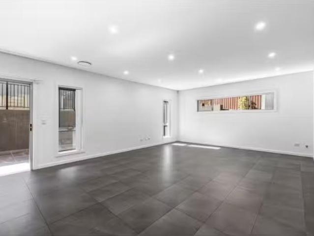 Condo for rent in Sydney, New South Wales