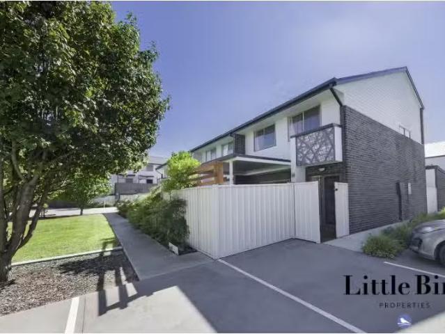 Condo for rent in Franklin, Australian Capital Territory