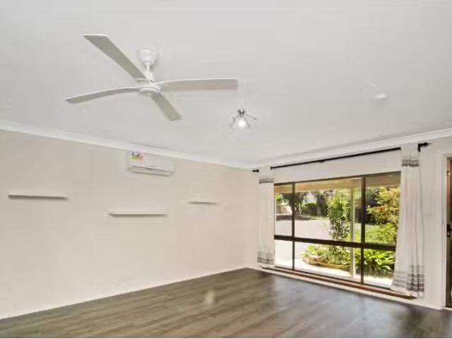 Apartment for rent in Dunbogan, New South Wales