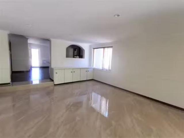 House for rent in Cloverdale, Western Australia