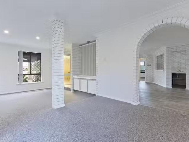 House for rent in Booragoon, Western Australia