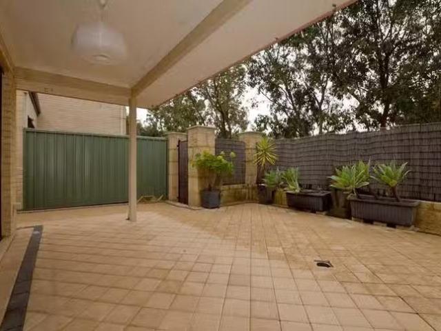 House for rent in Lakes Entrance, Victoria