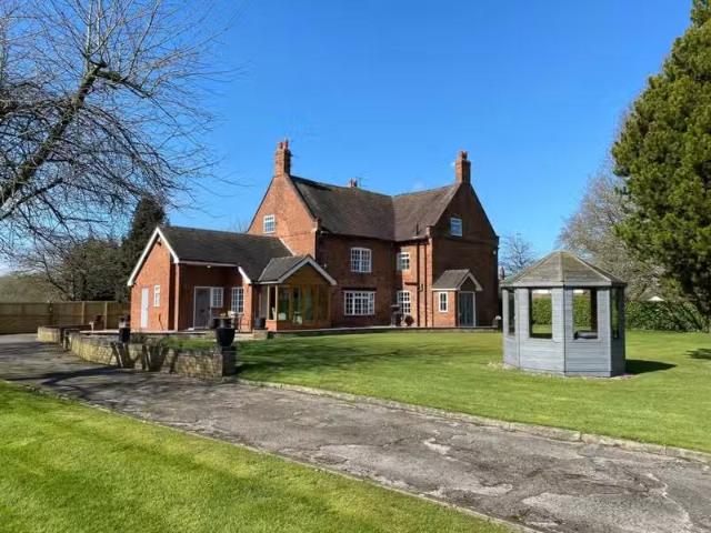 House for rent in Bardsey, West Yorkshire