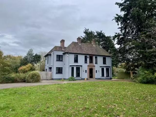 House for rent in Totteridge, Greater London