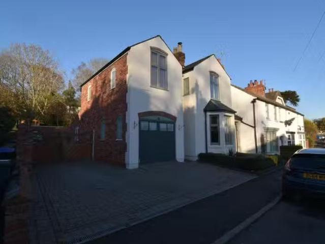 House for rent in Ladyes Hills, Green Close