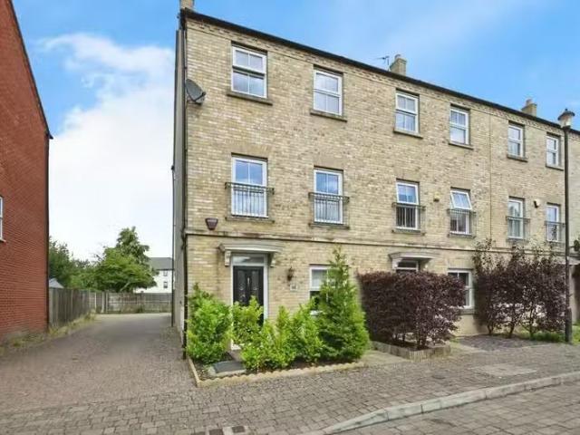 House for rent in New Bilton, Warwickshire