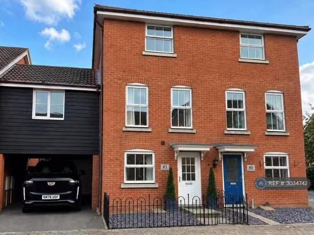 House for rent in Moreton Hall, West Suffolk