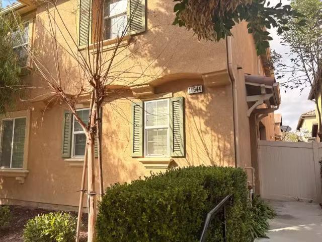 House for rent in Corona