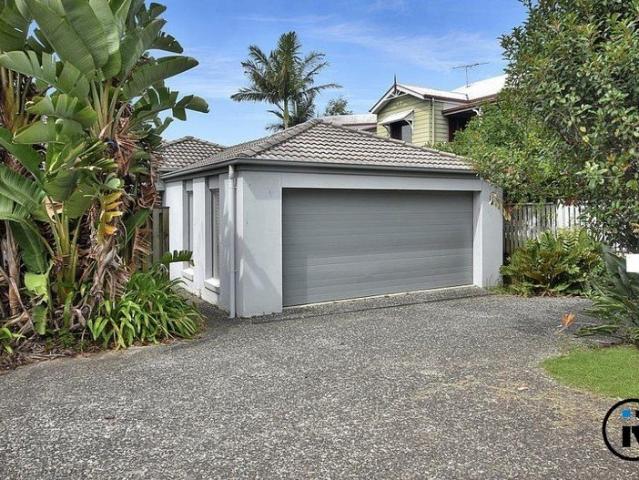 Duplex for rent in Toombul, Queensland