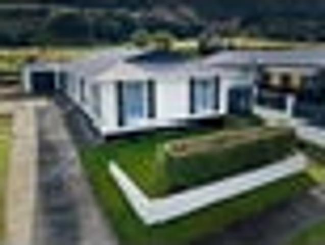 House for sale in Pauatahanui, Wellington