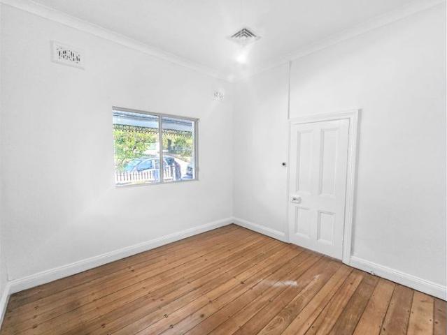 House for rent in St George, Sydney