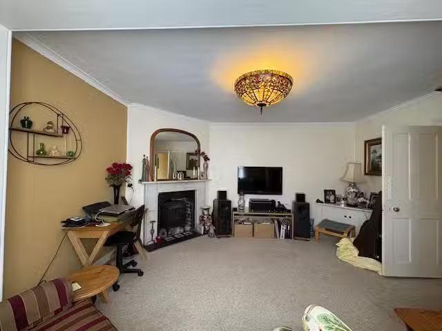 House for rent in London Borough of Ealing, Greater London