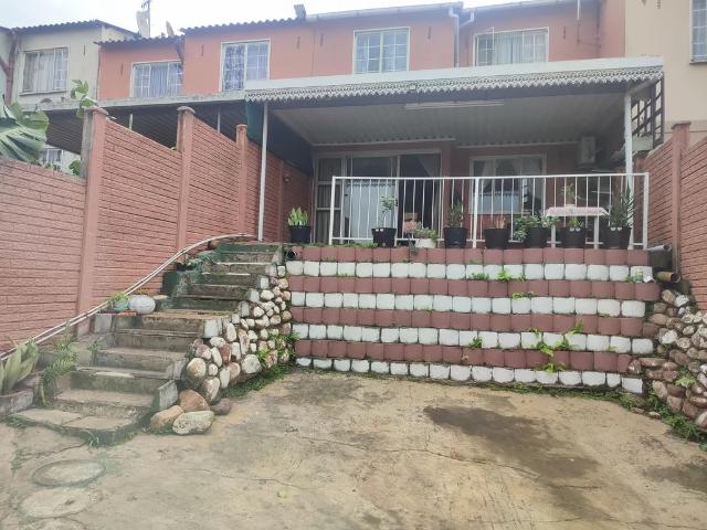 Apartment for sale in Phoenix, Kwazulu-natal