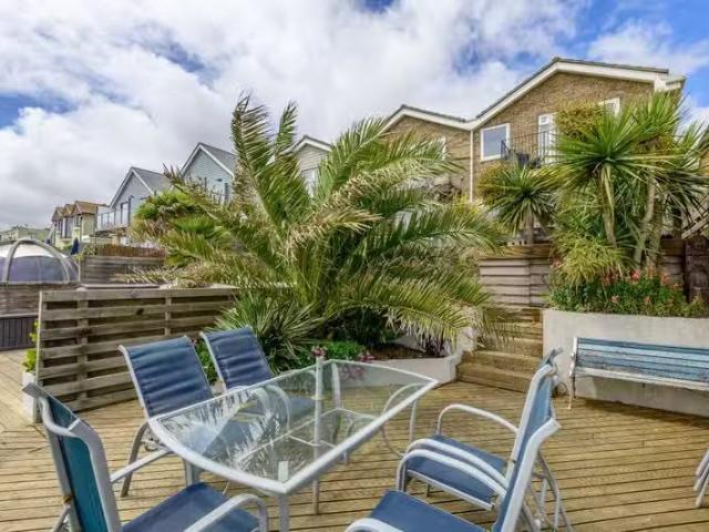 House for rent in Fishersgate, West Sussex