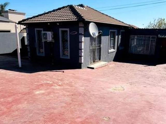House for sale in Nooitgedacht, Gauteng