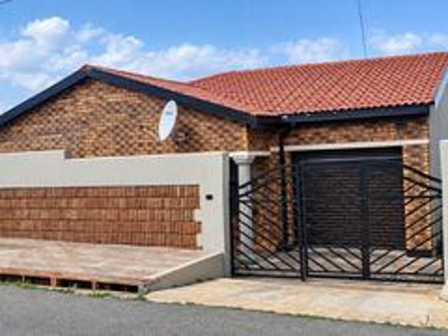 House for sale in Soweto, Gauteng