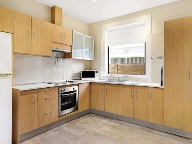 House for rent in Wollongong West, New South Wales