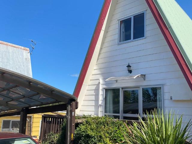 House for rent in Otakou