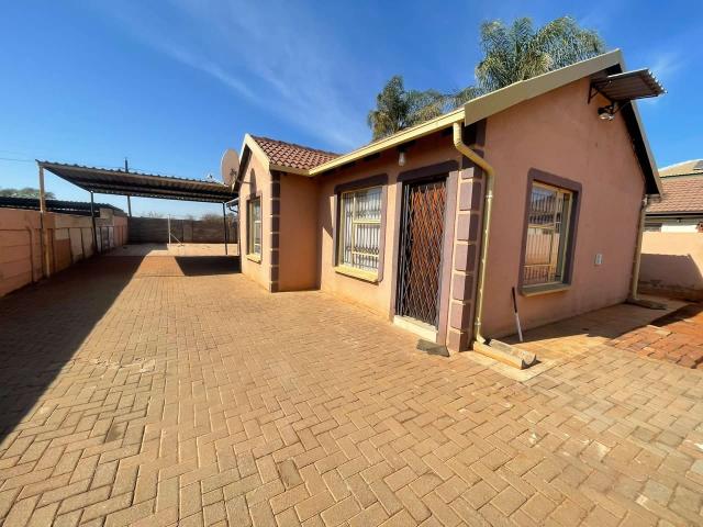 House for rent in Akasia, Gauteng