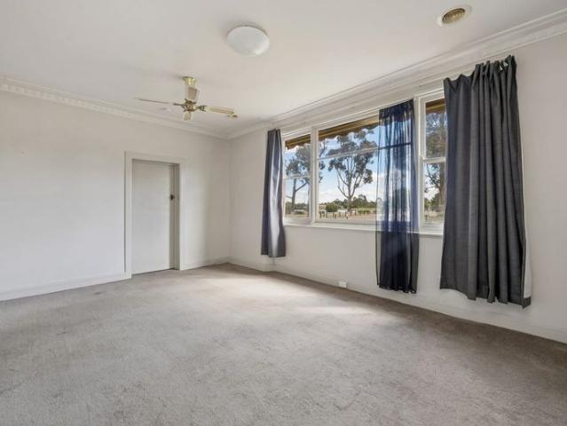 House for rent in Eaglehawk, Bendigo