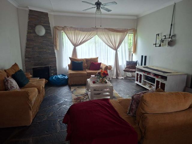 House for rent in Waterkloof, Gauteng