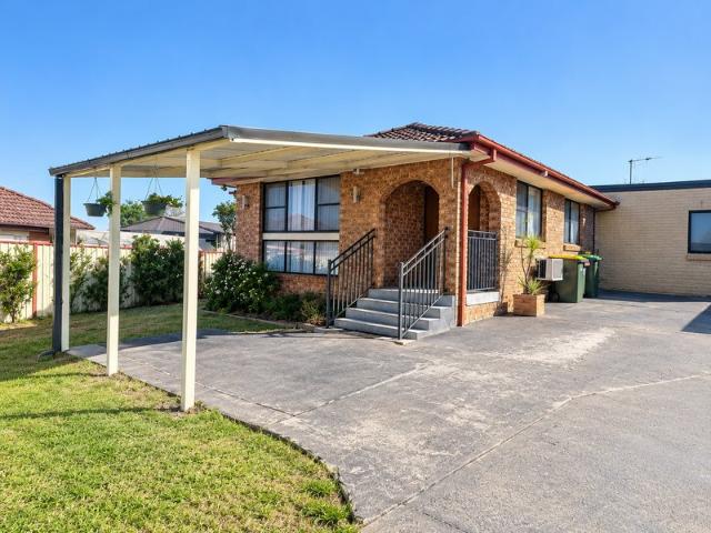 House for rent in Rosemeadow, Sydney